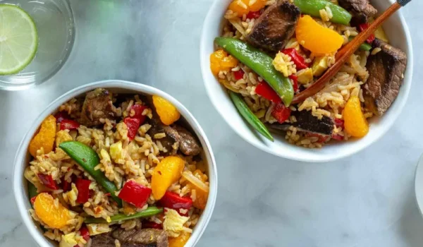 Chinese Rice bowls with colorful vegetables